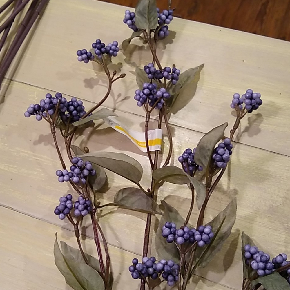 FLORALS - Picture 3 of 4